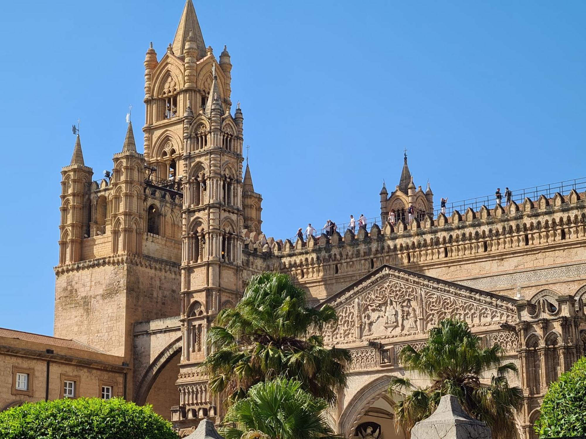 La Loggia Dei Re Apartment Palermo Luaran gambar